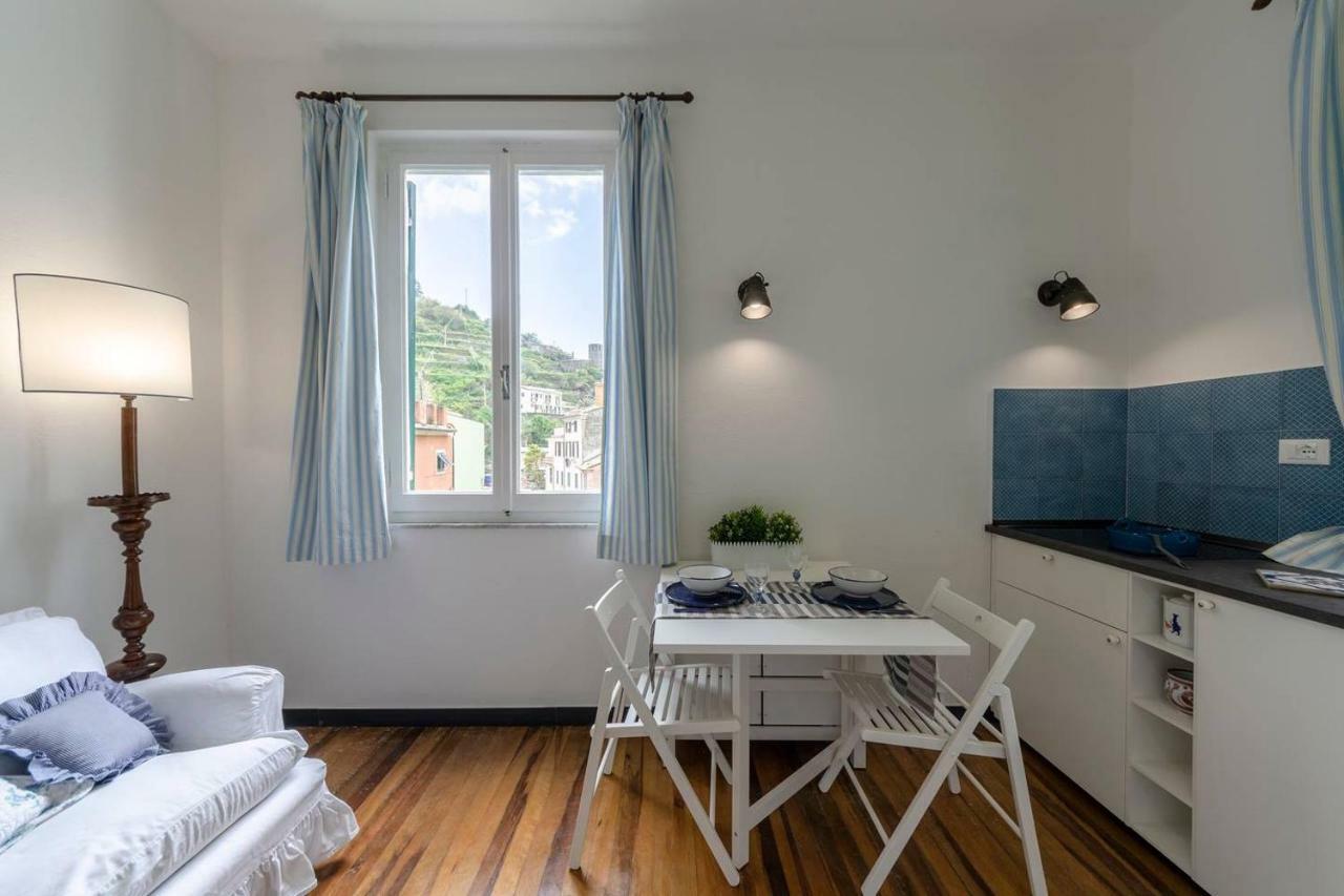 Апартаменти Joivy Lovely Apt For 2, With Terrace And Lovely View Вернацца Екстер'єр фото