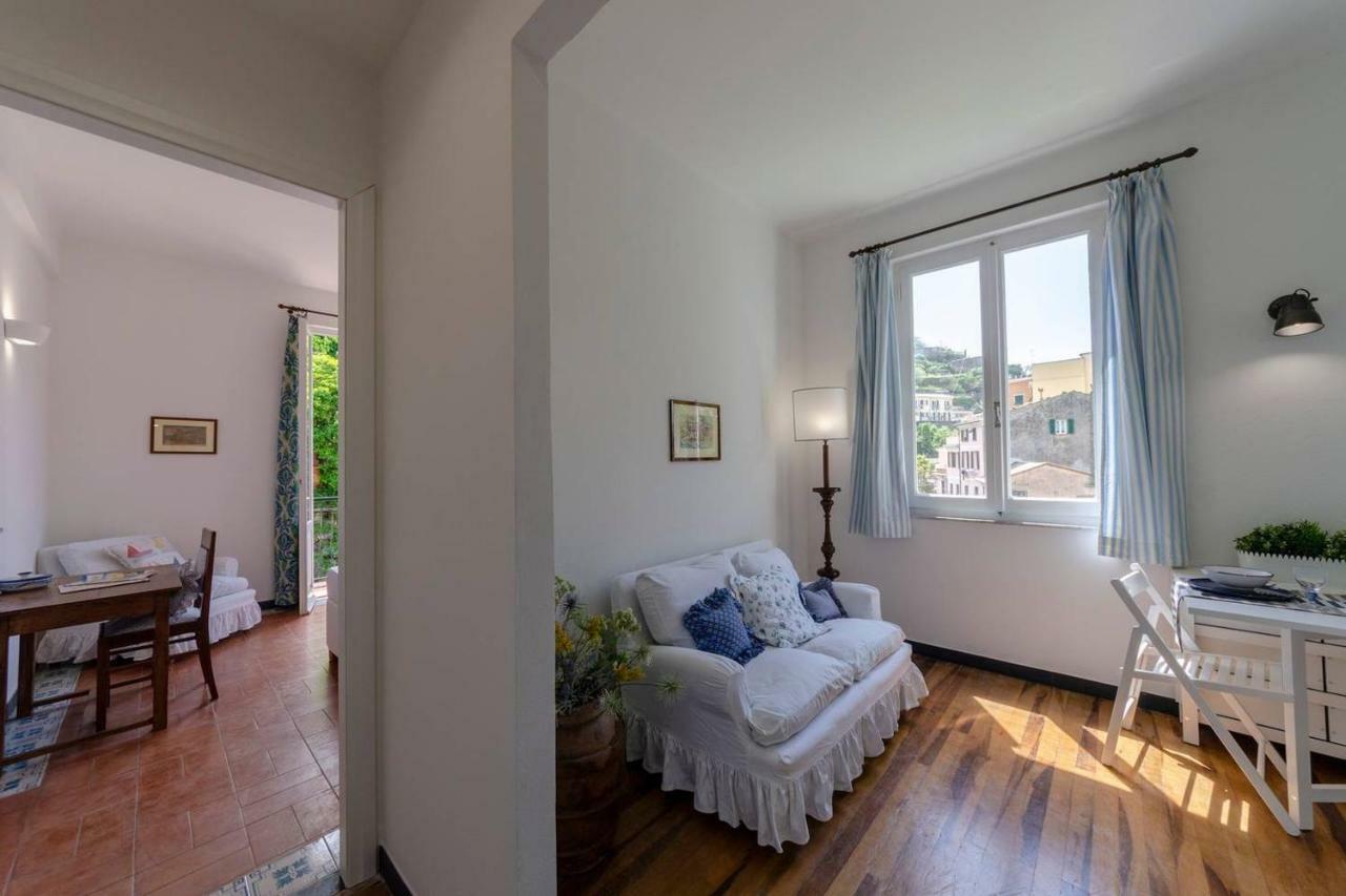 Апартаменти Joivy Lovely Apt For 2, With Terrace And Lovely View Вернацца Екстер'єр фото
