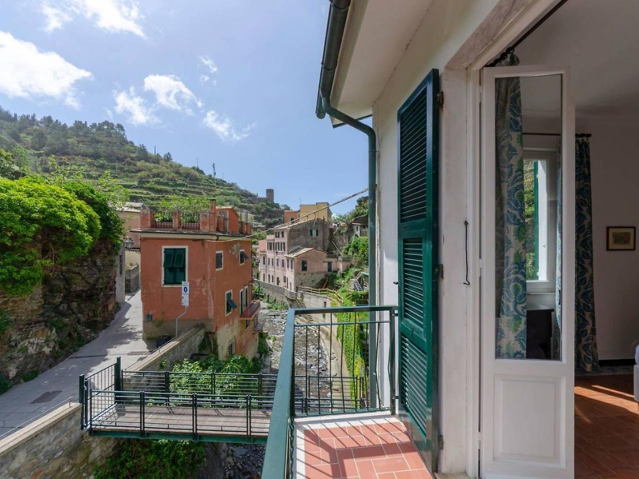 Апартаменти Joivy Lovely Apt For 2, With Terrace And Lovely View Вернацца Екстер'єр фото