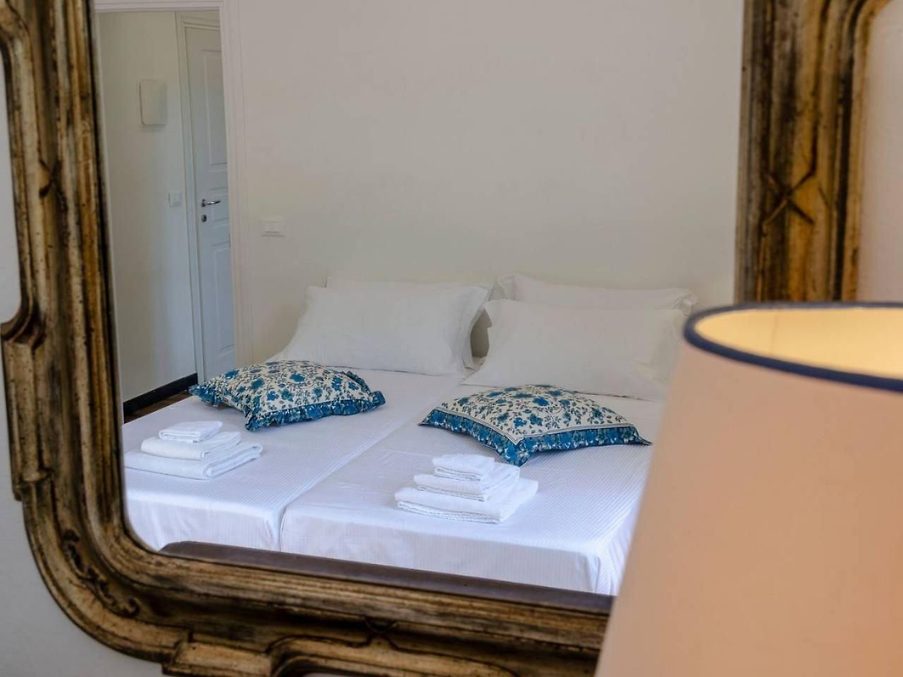 Апартаменти Joivy Lovely Apt For 2, With Terrace And Lovely View Вернацца Екстер'єр фото